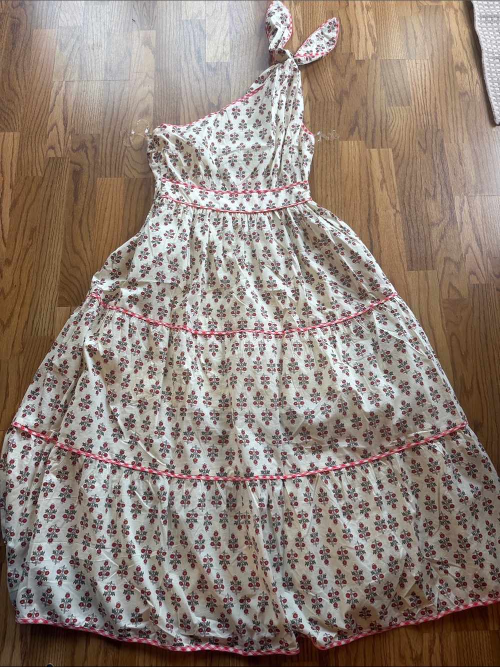 entro Cream One-Shoulder Tiered Maxi Dress with Pink Floral Print